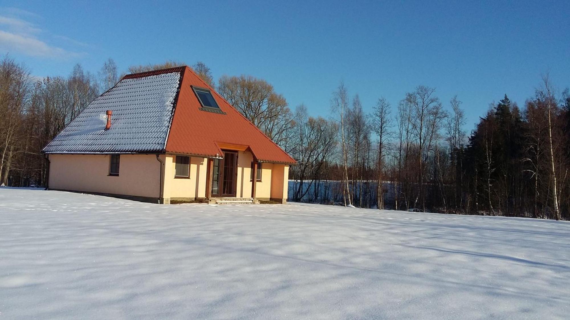 Ferienhaus Fuchsbau In Waldnaehe Villa Kuldiga Ngoại thất bức ảnh